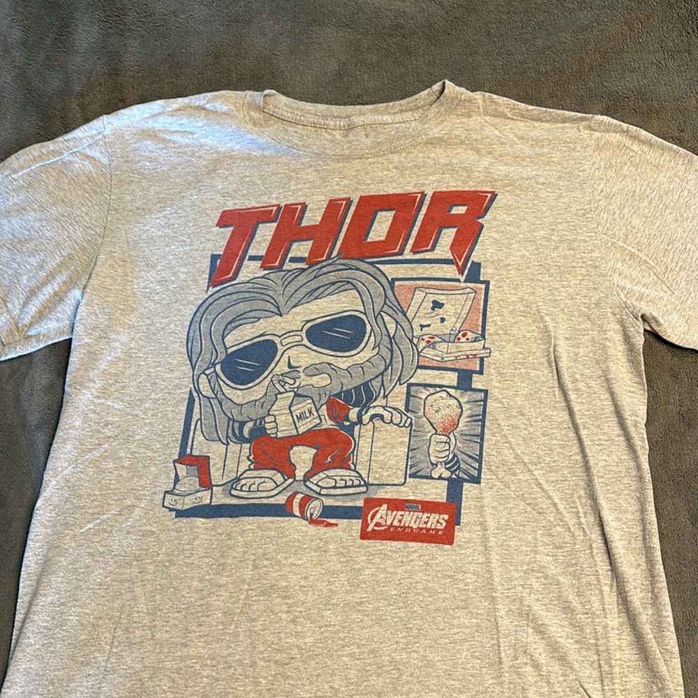 Funko Pop Collector’s Tee Shirt Men’s Size Large Thor Marvel Endgame Retired